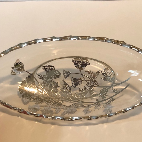 Silver City Glass Co. Oval Poppy Dish - Picture 3 of 9